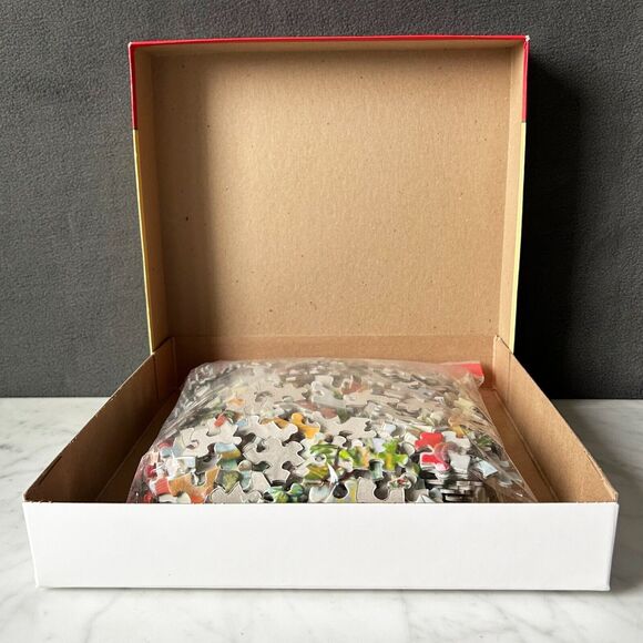 Cardinal Holiday Retreat Springbok Puzzle 1000 Piece Winter Birds - Complete - Picture 4 of 7